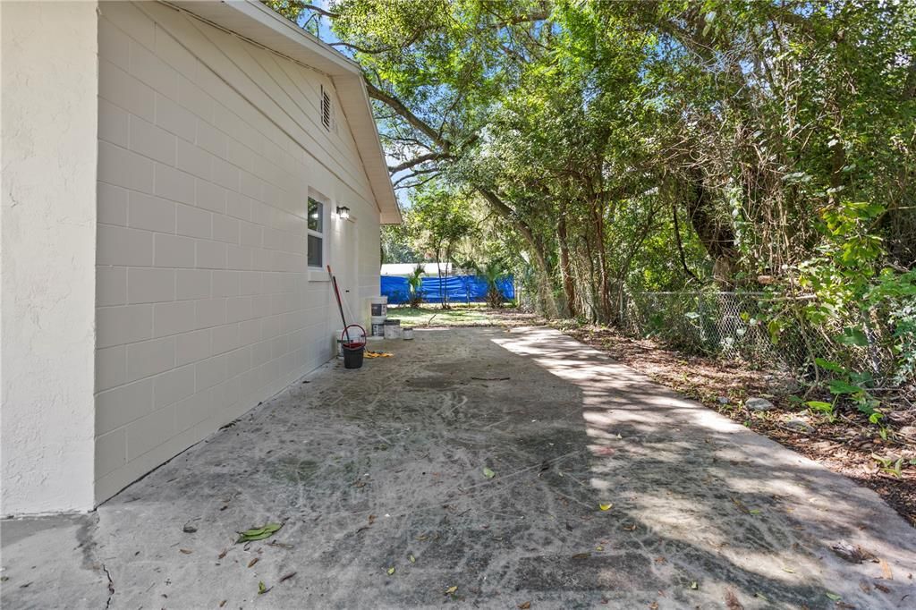 For Sale: $199,000 (3 beds, 2 baths, 1300 Square Feet)