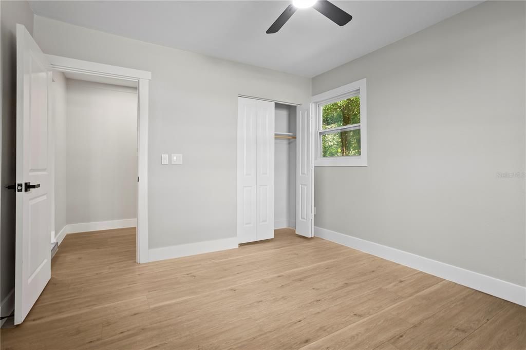 For Sale: $199,000 (3 beds, 2 baths, 1300 Square Feet)