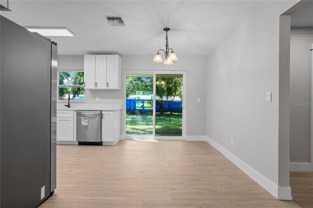 For Sale: $199,000 (3 beds, 2 baths, 1300 Square Feet)