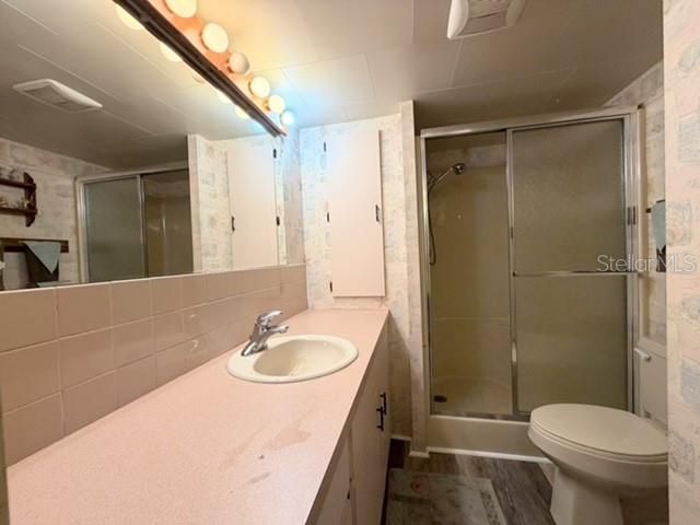 En Venta: $235,000 (2 camas, 2 baños, 894 Pies cuadrados)