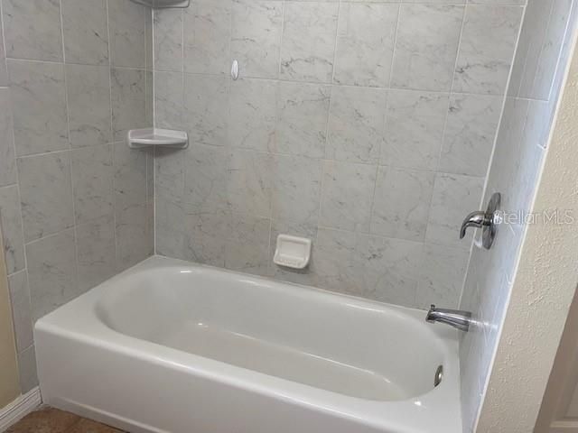 В аренду: $1,949 (2 спален, 1 ванн, 900 Квадратных фут)