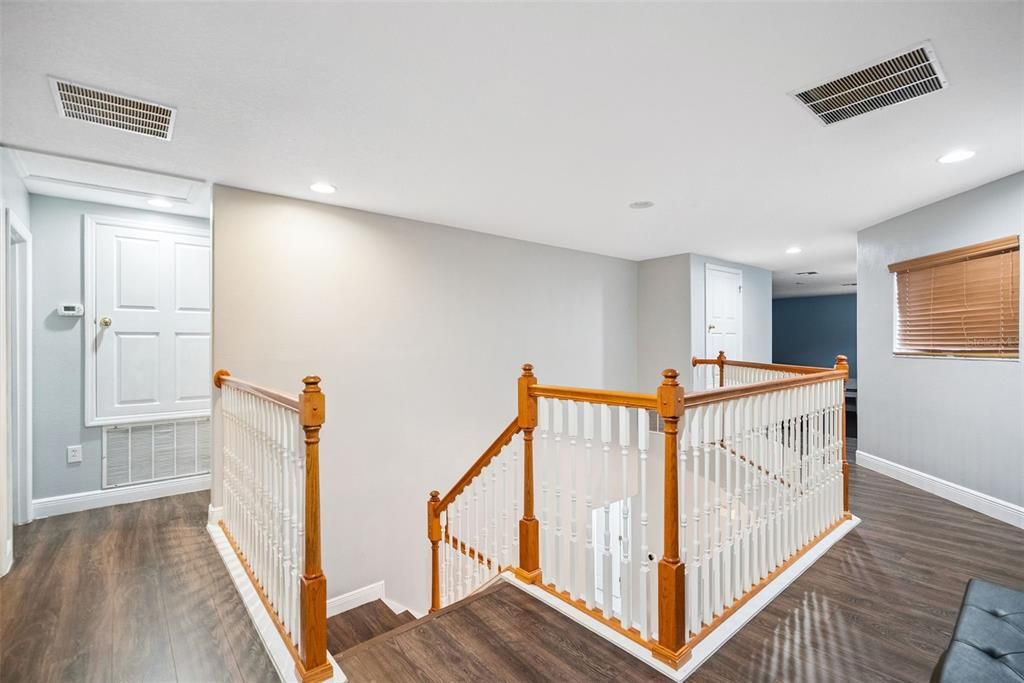 For Sale: $550,000 (5 beds, 3 baths, 4014 Square Feet)