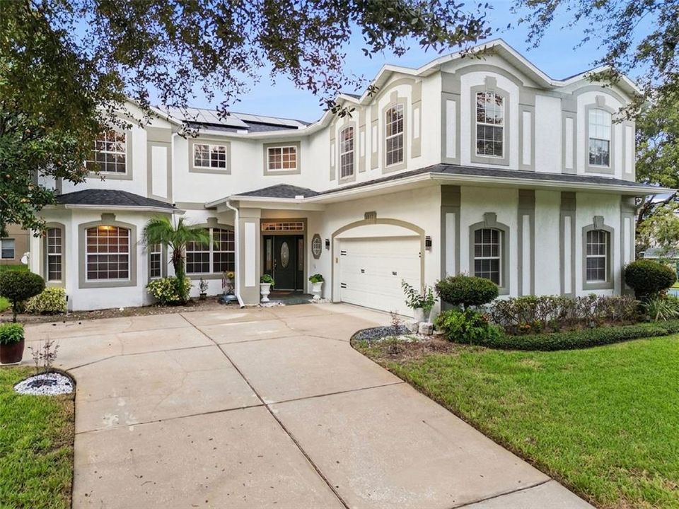 For Sale: $550,000 (5 beds, 3 baths, 4014 Square Feet)