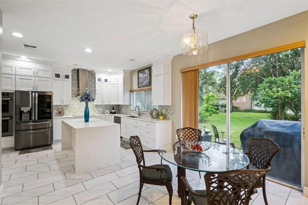 For Sale: $550,000 (5 beds, 3 baths, 4014 Square Feet)