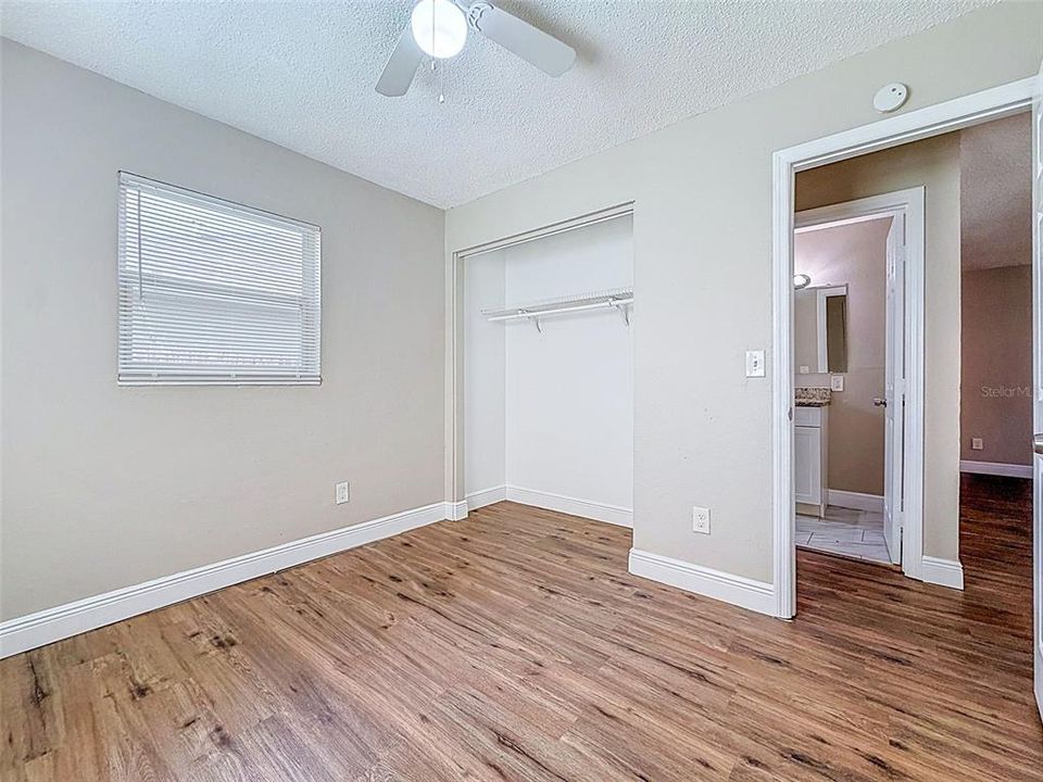 For Rent: $1,600 (2 beds, 1 baths, 648 Square Feet)
