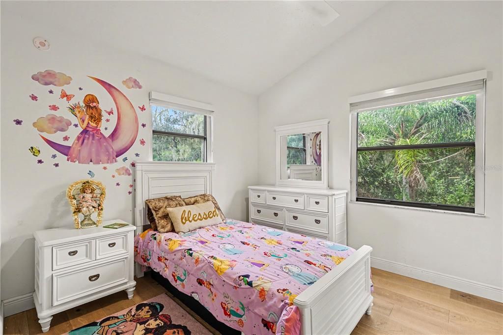 For Sale: $1,275,000 (4 beds, 3 baths, 2977 Square Feet)