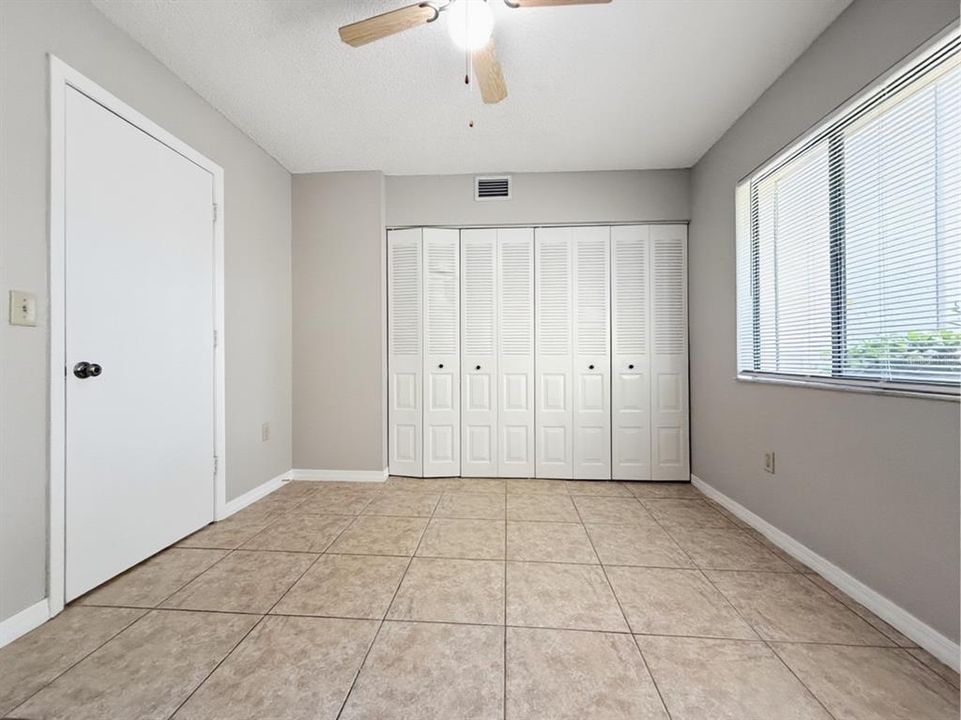For Sale: $160,000 (2 beds, 2 baths, 828 Square Feet)