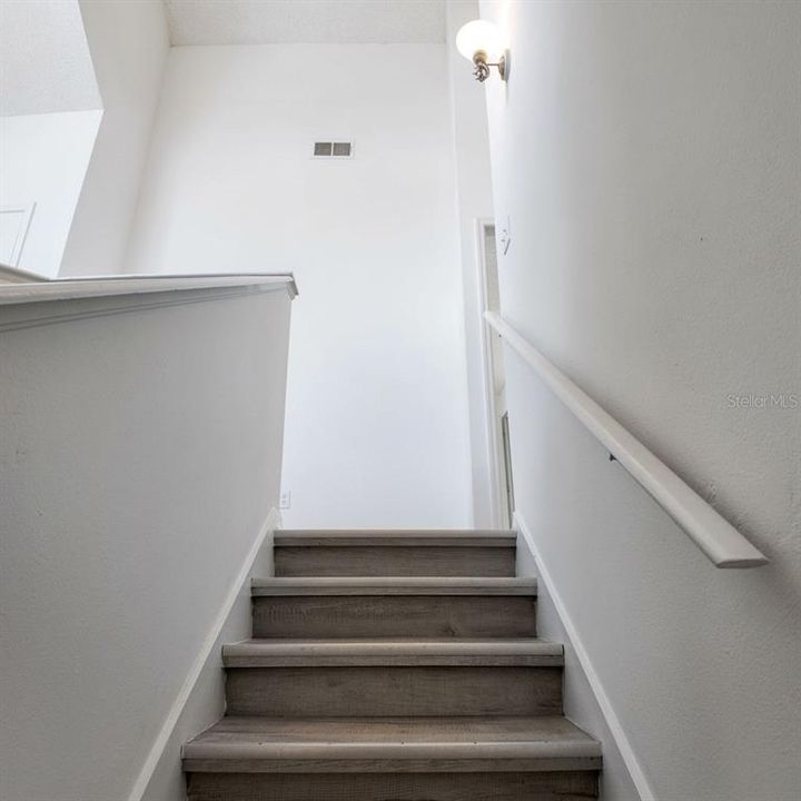 For Sale: $145,000 (2 beds, 2 baths, 1422 Square Feet)