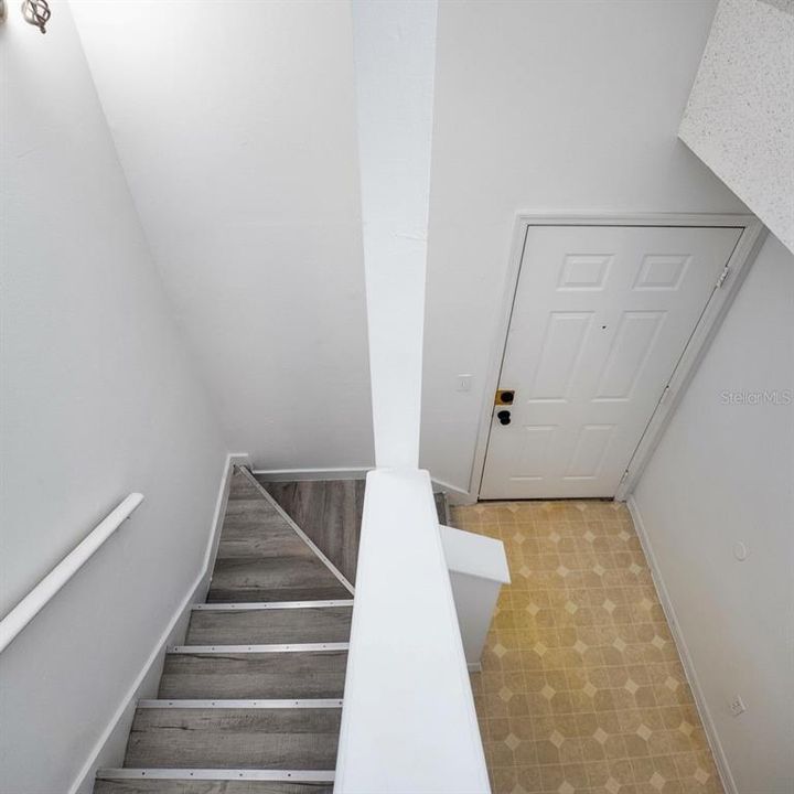 For Sale: $145,000 (2 beds, 2 baths, 1422 Square Feet)