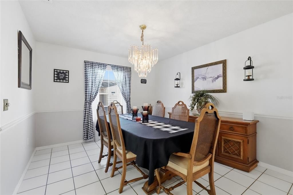 For Sale: $510,000 (3 beds, 2 baths, 1756 Square Feet)