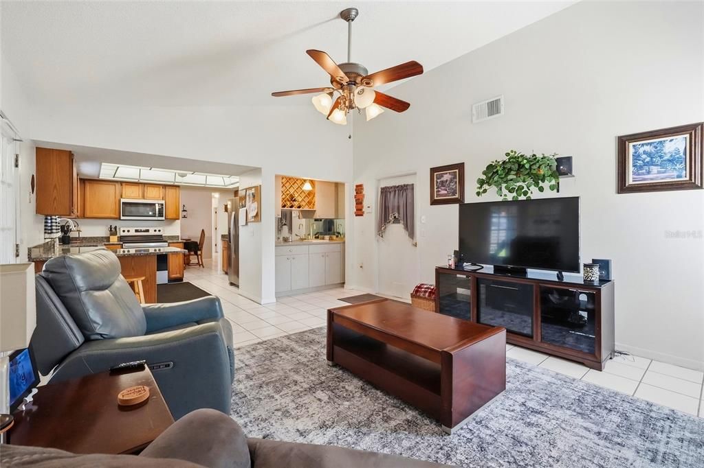 For Sale: $510,000 (3 beds, 2 baths, 1756 Square Feet)