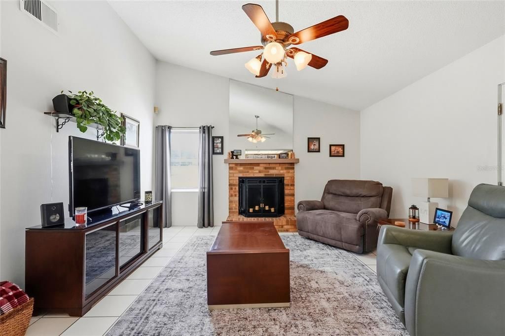 For Sale: $510,000 (3 beds, 2 baths, 1756 Square Feet)