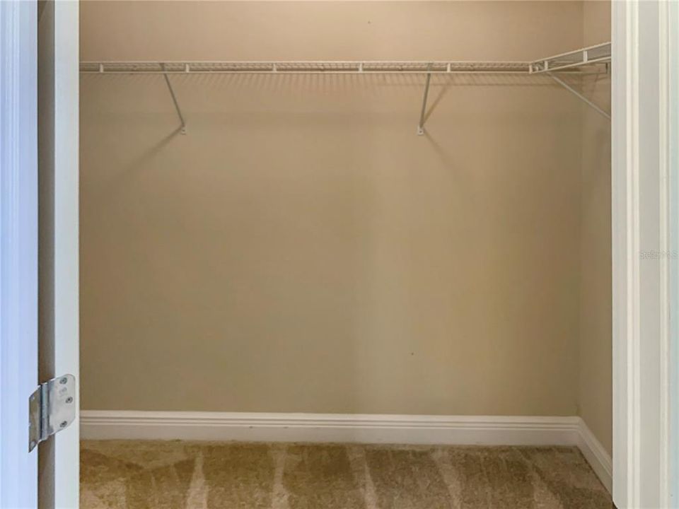 В аренду: $2,300 (2 спален, 2 ванн, 1393 Квадратных фут)
