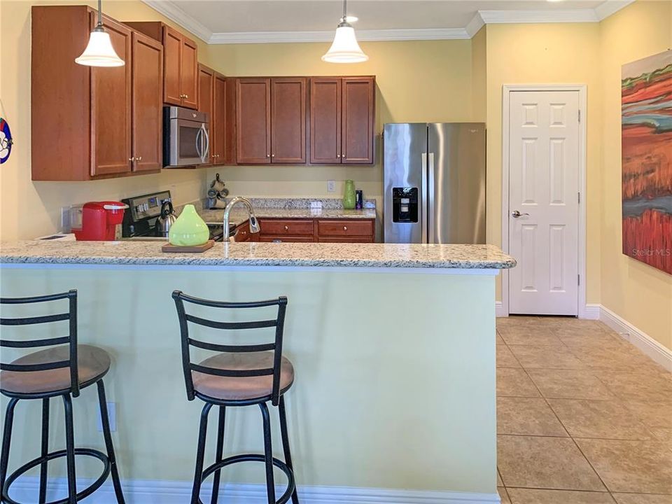 В аренду: $2,300 (2 спален, 2 ванн, 1393 Квадратных фут)