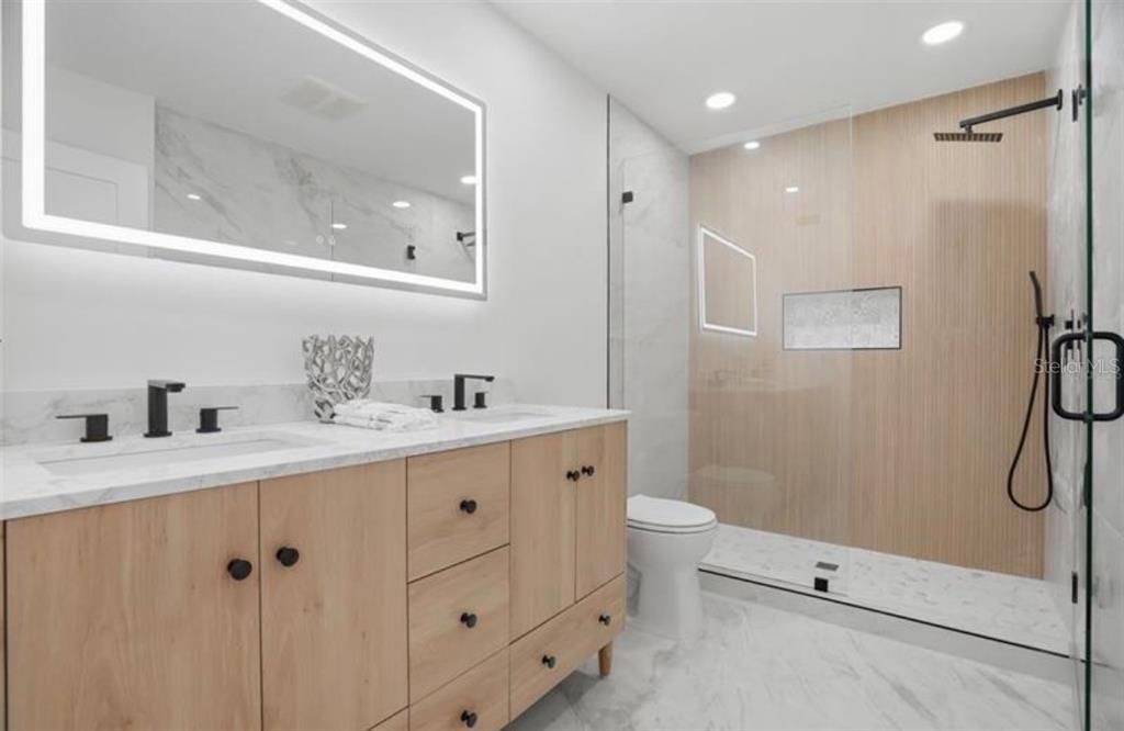 В аренду: $7,950 (5 спален, 3 ванн, 2888 Квадратных фут)