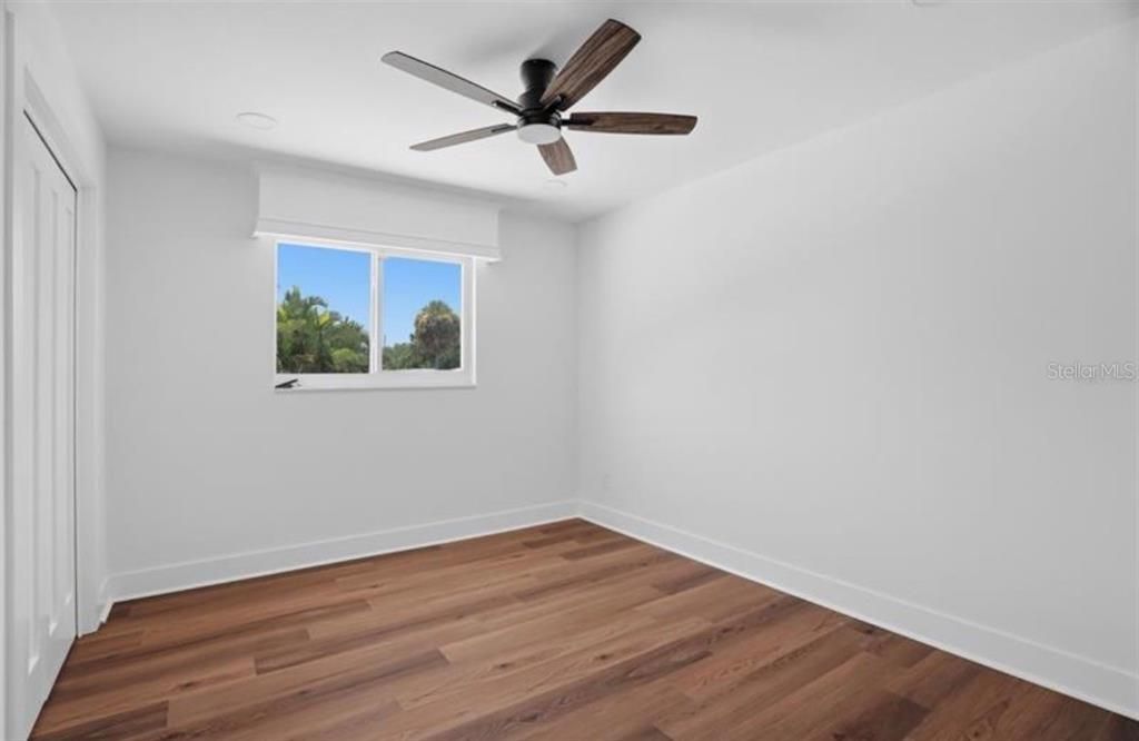 В аренду: $7,950 (5 спален, 3 ванн, 2888 Квадратных фут)