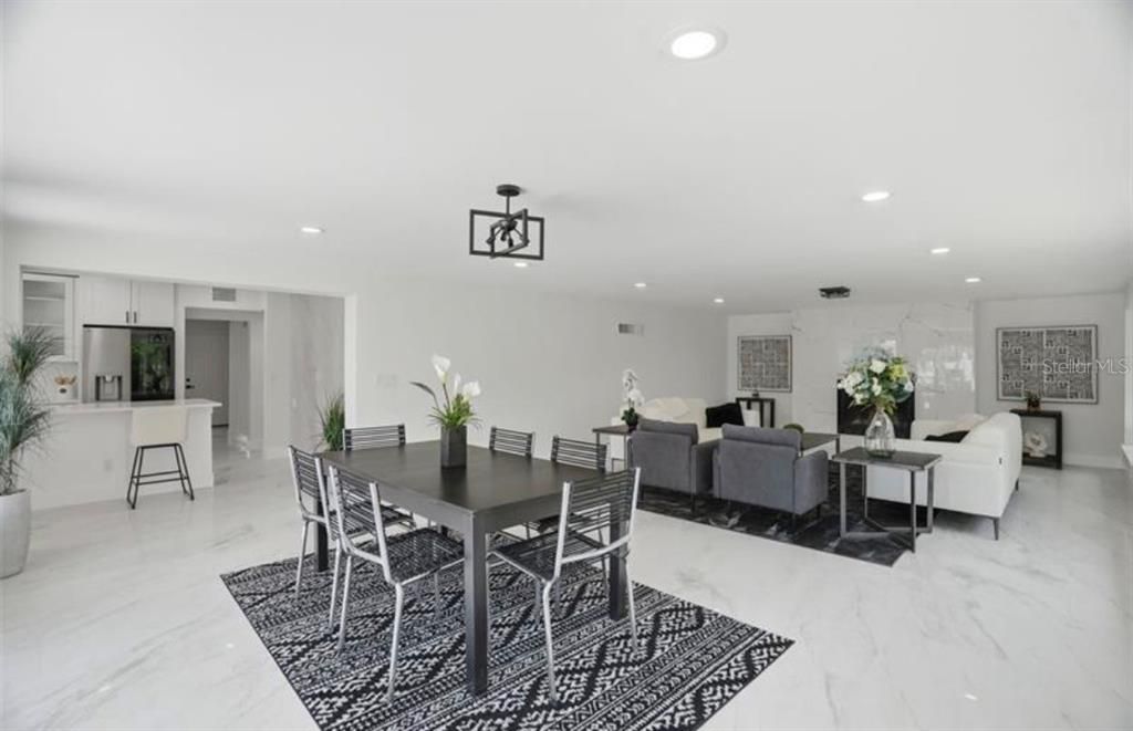 В аренду: $7,950 (5 спален, 3 ванн, 2888 Квадратных фут)