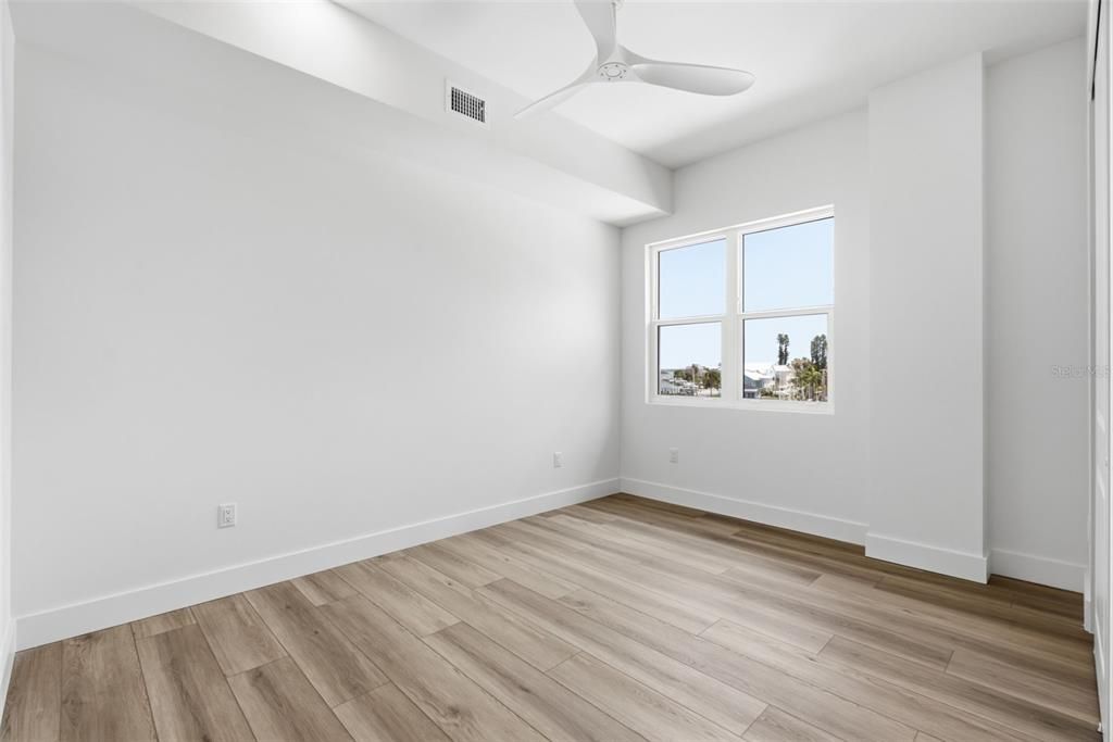 For Sale: $1,525,000 (3 beds, 2 baths, 1512 Square Feet)
