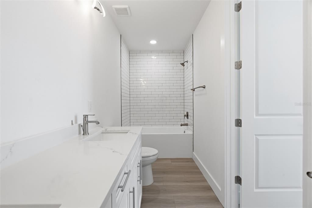 For Sale: $1,525,000 (3 beds, 2 baths, 1512 Square Feet)