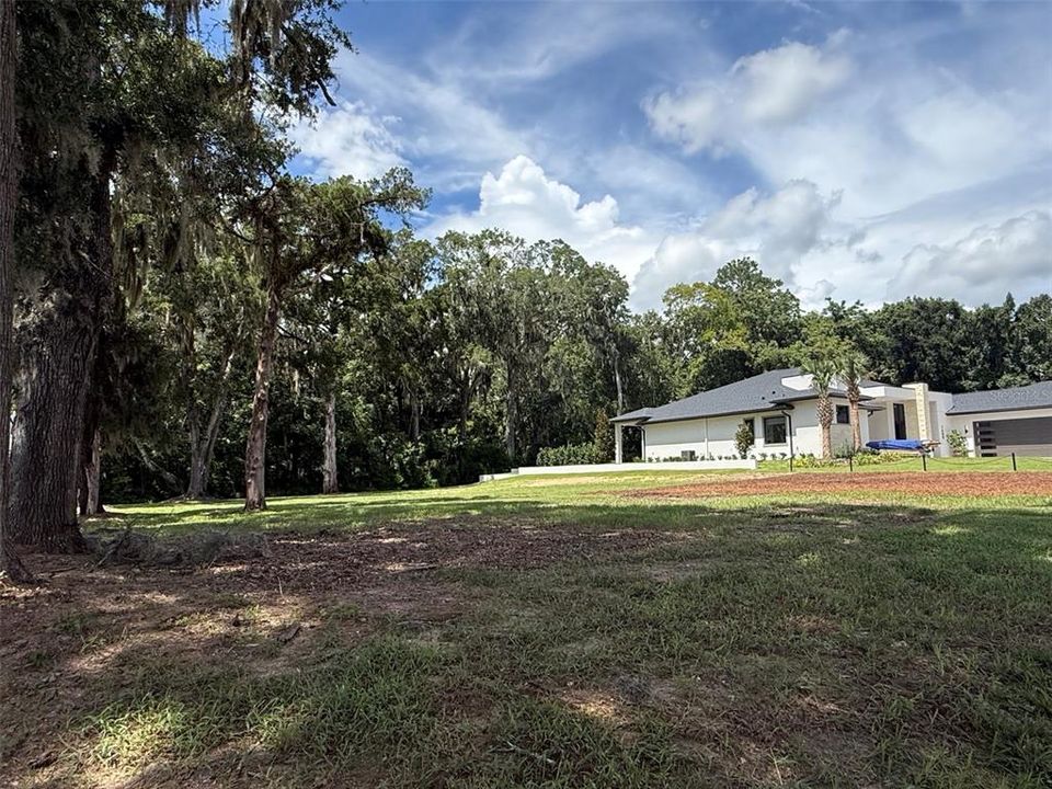 待售: $249,000 (0.53 acres)