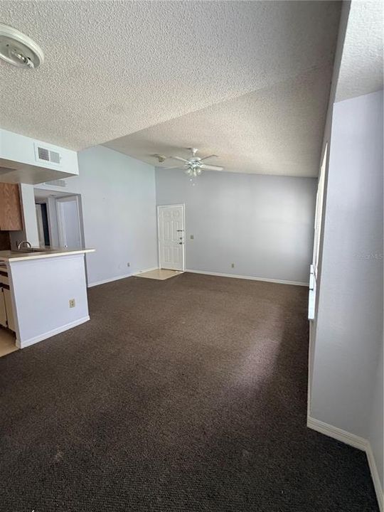 В аренду: $1,490 (2 спален, 2 ванн, 836 Квадратных фут)