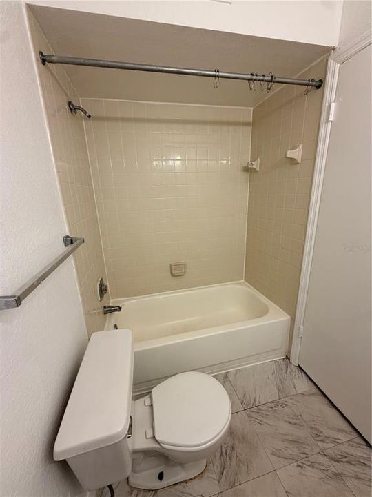 В аренду: $1,490 (2 спален, 2 ванн, 836 Квадратных фут)