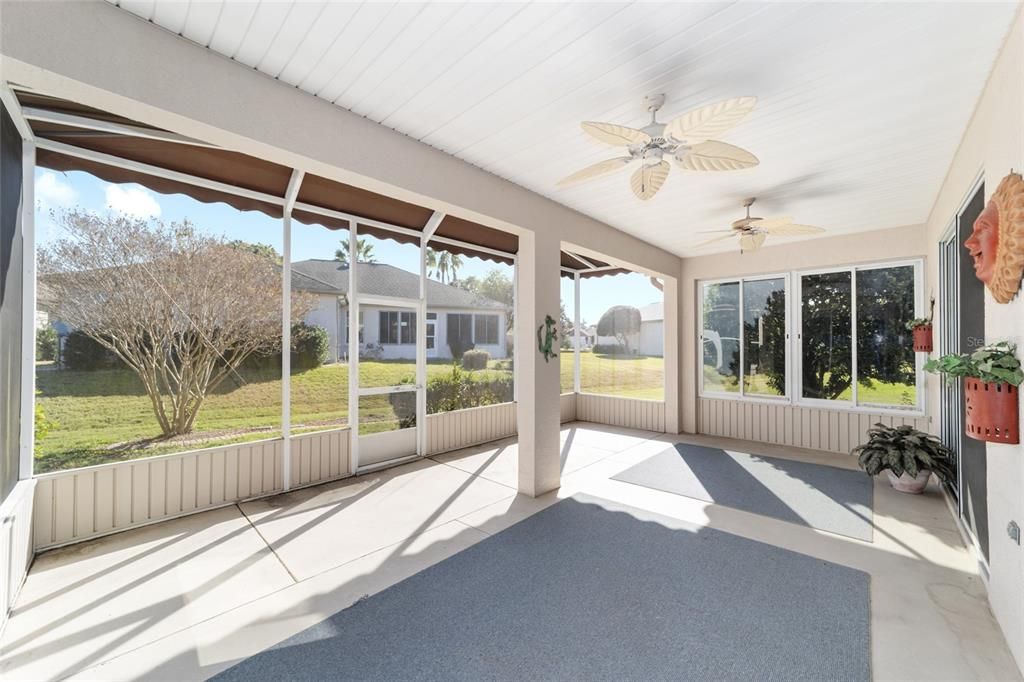 For Sale: $399,900 (3 beds, 2 baths, 2413 Square Feet)