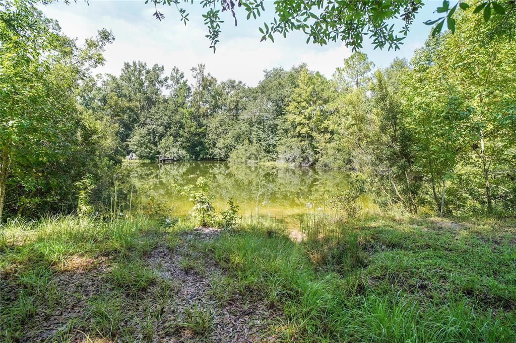 待售: $269,900 (2.43 acres)