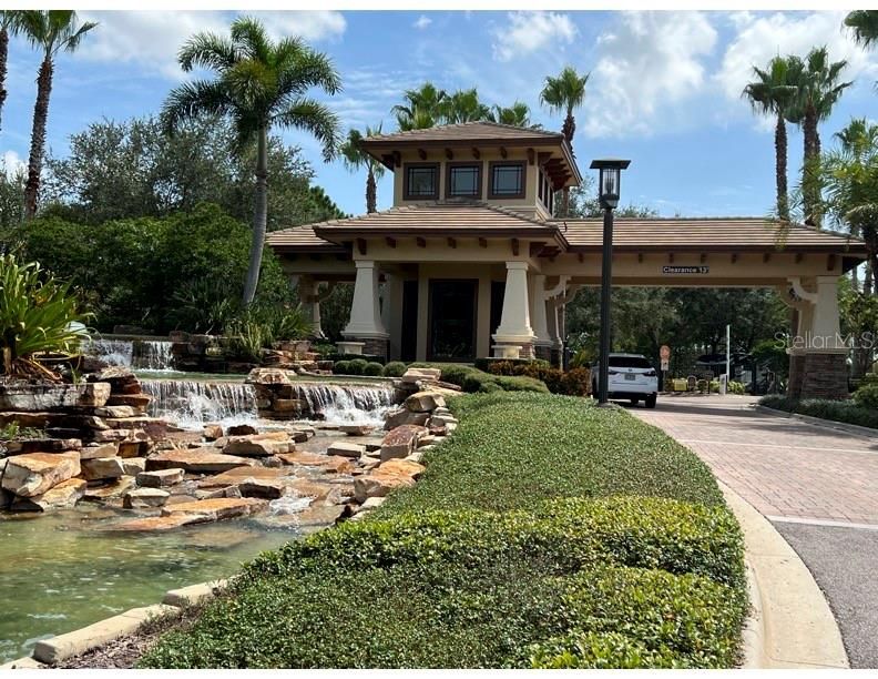 En Venta: $325,000 (2 camas, 2 baños, 1800 Pies cuadrados)