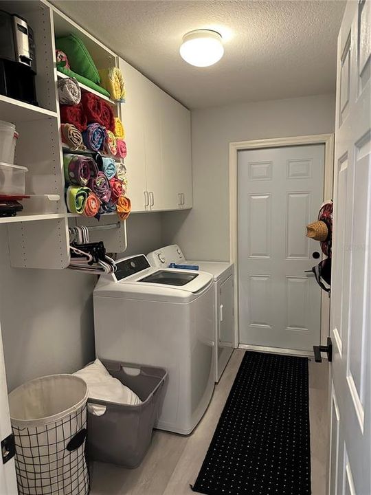 En Venta: $400,000 (3 camas, 2 baños, 1940 Pies cuadrados)