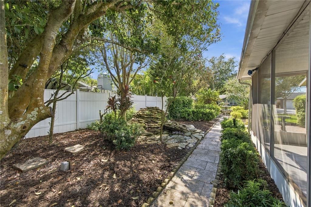 For Sale: $419,000 (2 beds, 2 baths, 1592 Square Feet)