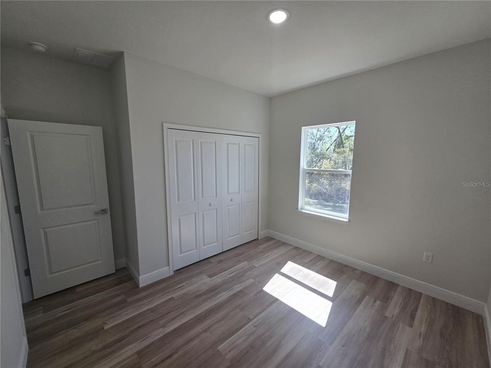 For Sale: $315,000 (4 beds, 3 baths, 1865 Square Feet)