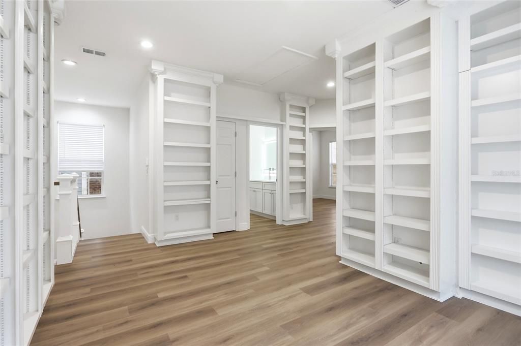 For Rent: $5,500 (4 beds, 3 baths, 3908 Square Feet)