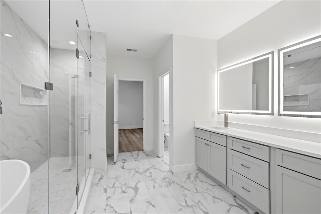 For Rent: $5,500 (4 beds, 3 baths, 3908 Square Feet)