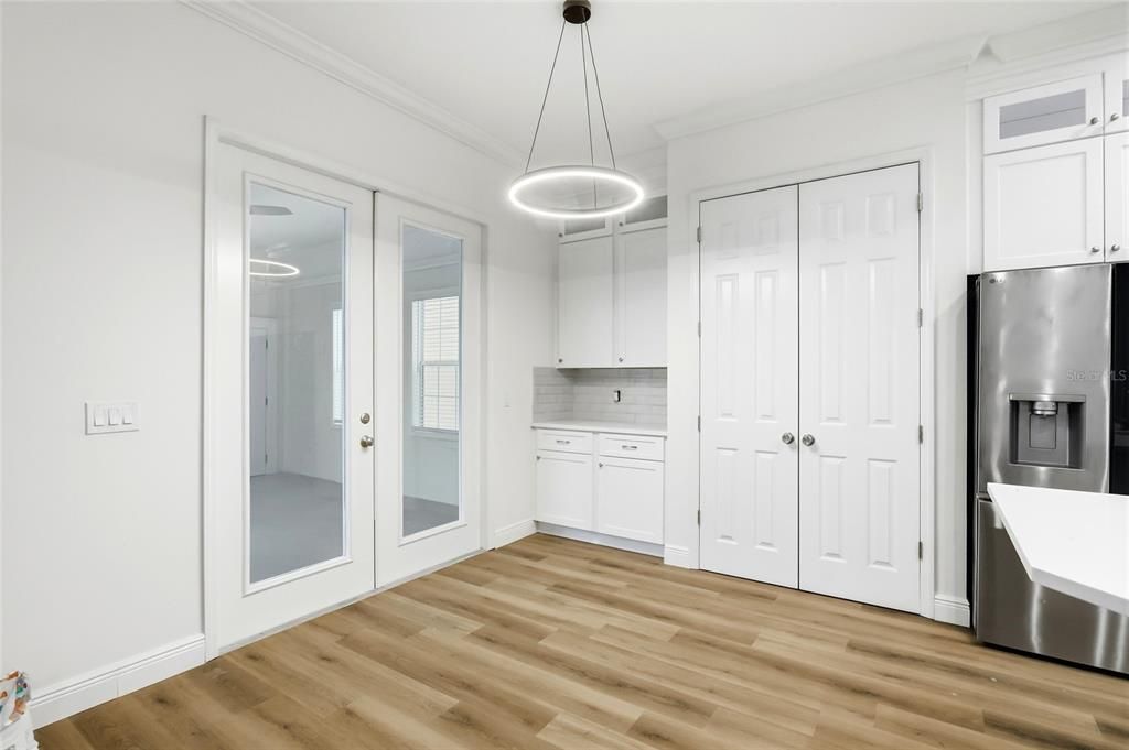 For Rent: $5,500 (4 beds, 3 baths, 3908 Square Feet)