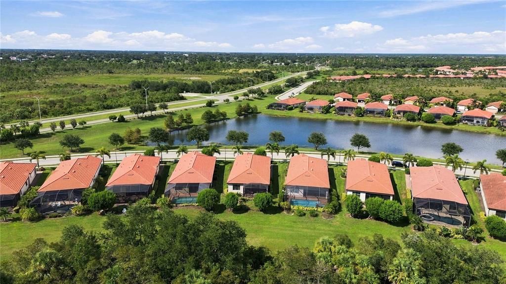 На продажу: $448,000 (2 спален, 2 ванн, 1907 Квадратных фут)