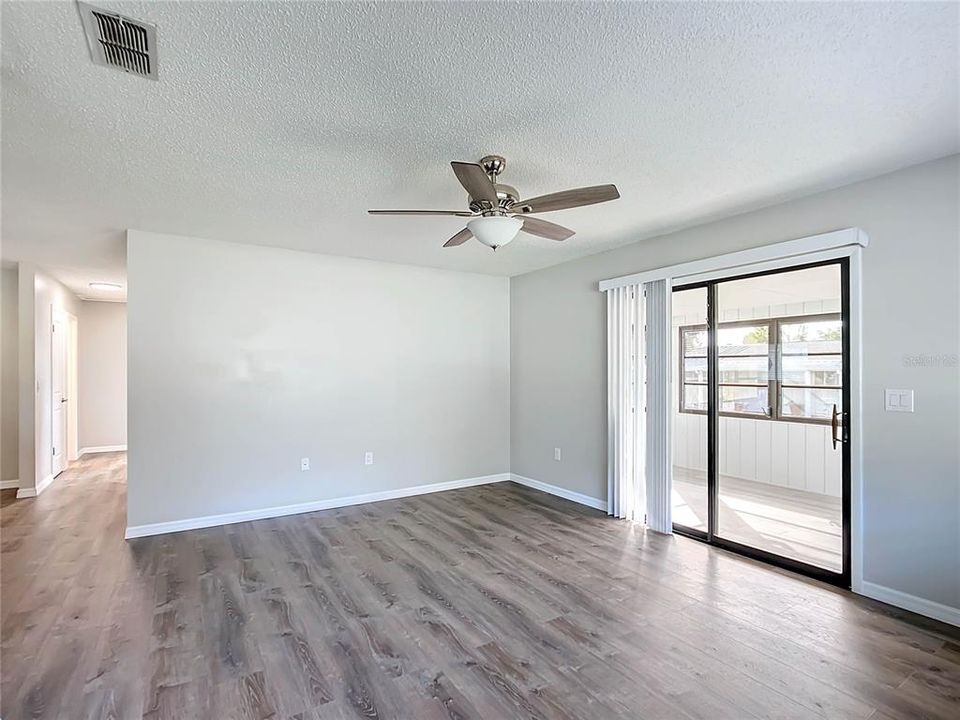 En Venta: $175,000 (2 camas, 2 baños, 1144 Pies cuadrados)