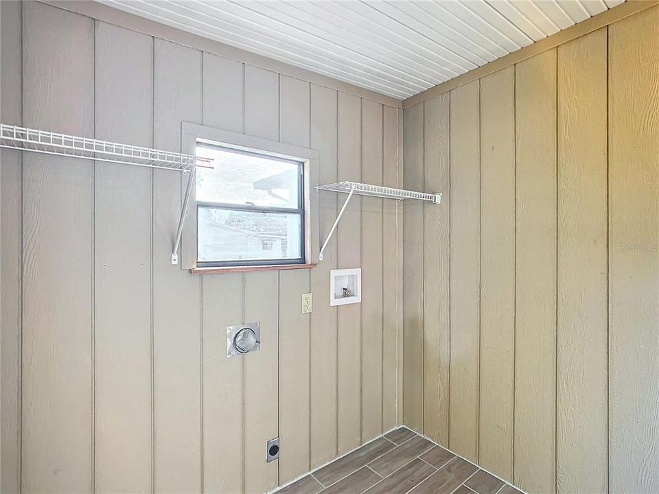 En Venta: $175,000 (2 camas, 2 baños, 1144 Pies cuadrados)