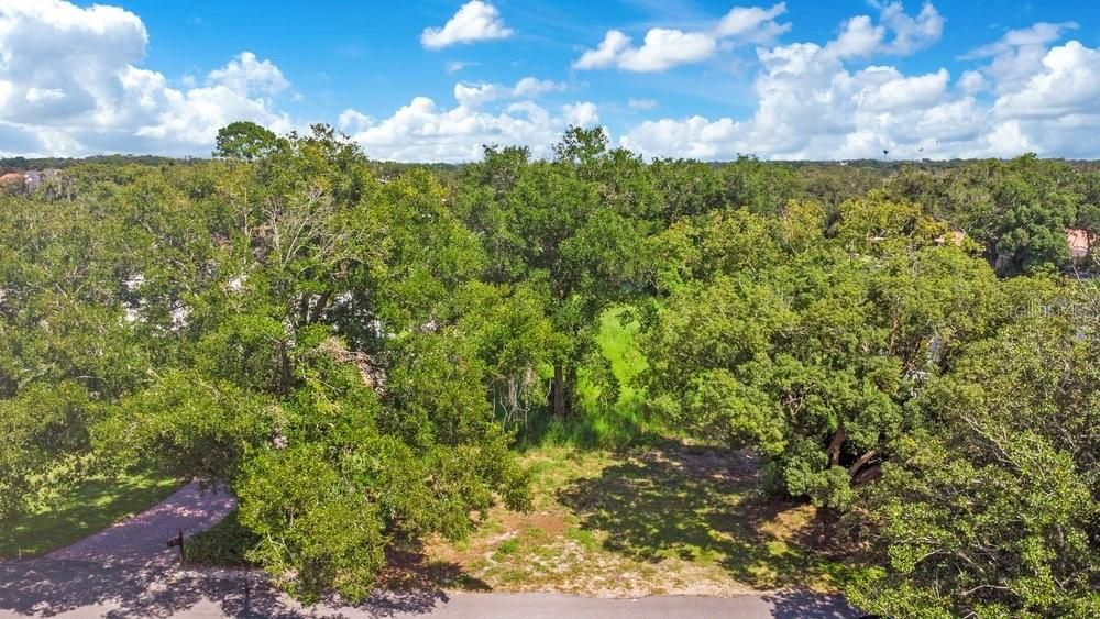 待售: $500,000 (0.44 acres)