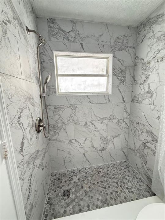 В аренду: $1,850 (2 спален, 2 ванн, 969 Квадратных фут)
