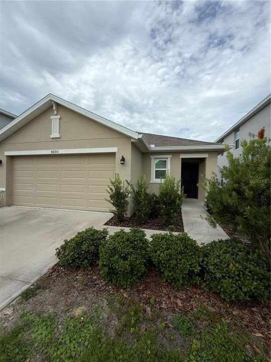 For Rent: $2,000 (3 beds, 2 baths, 1504 Square Feet)