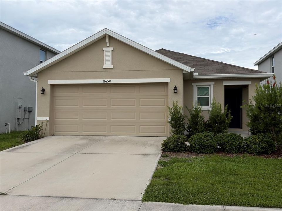 For Rent: $2,000 (3 beds, 2 baths, 1504 Square Feet)