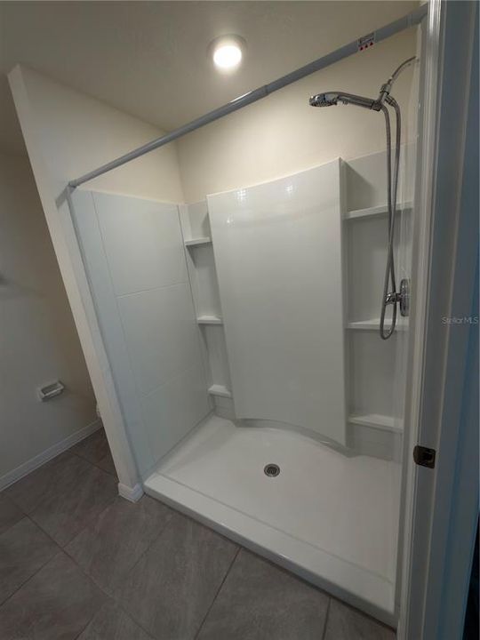 For Rent: $2,000 (3 beds, 2 baths, 1504 Square Feet)