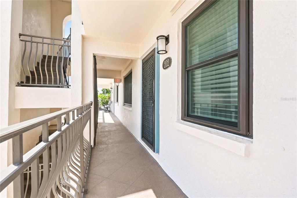En Venta: $450,000 (2 camas, 2 baños, 1110 Pies cuadrados)