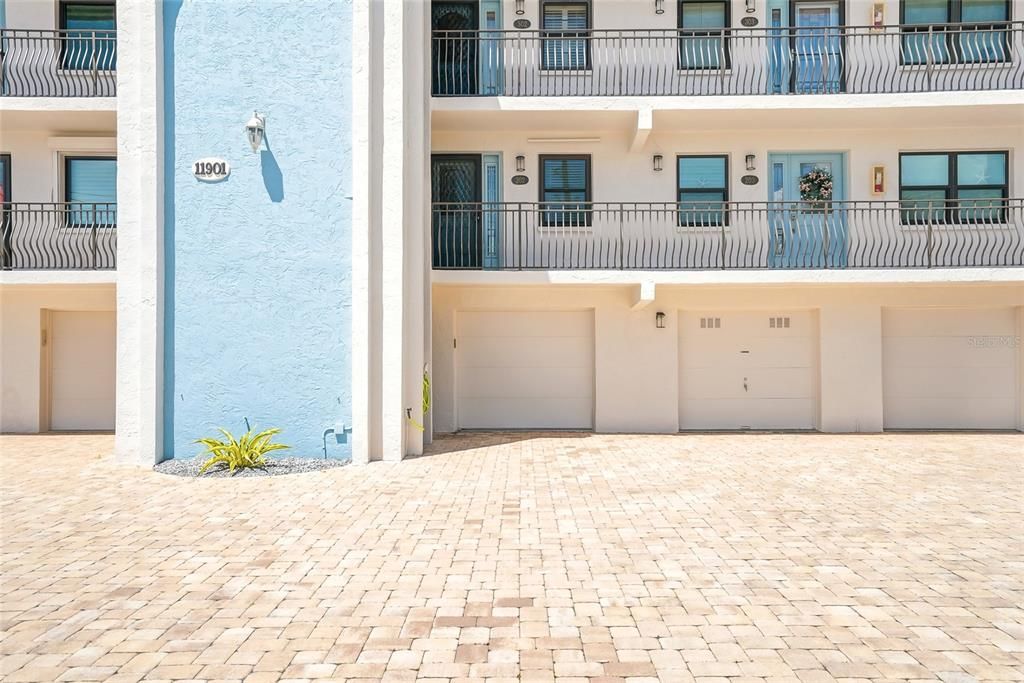 En Venta: $450,000 (2 camas, 2 baños, 1110 Pies cuadrados)