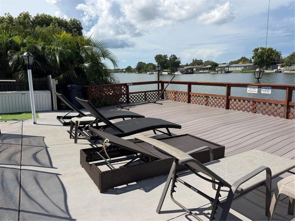 For Sale: $335,000 (2 beds, 1 baths, 1112 Square Feet)