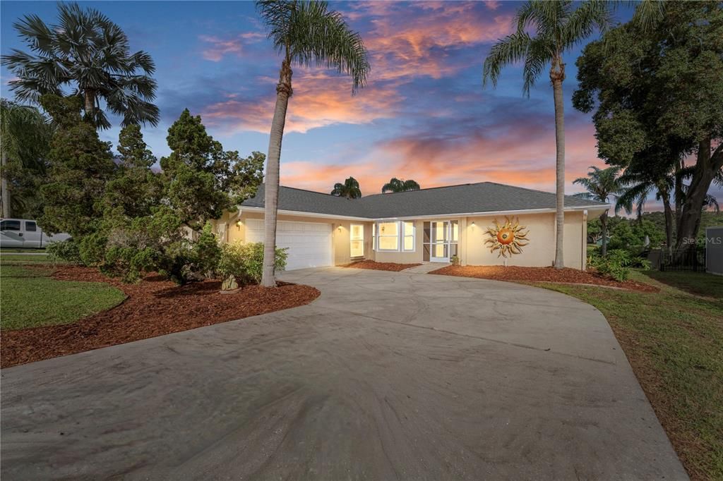 En Venta: $634,990 (3 camas, 2 baños, 1811 Pies cuadrados)