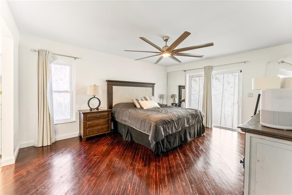 En Venta: $634,990 (3 camas, 2 baños, 1811 Pies cuadrados)