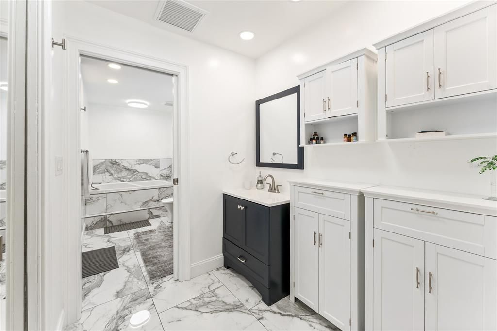 En Venta: $634,990 (3 camas, 2 baños, 1811 Pies cuadrados)