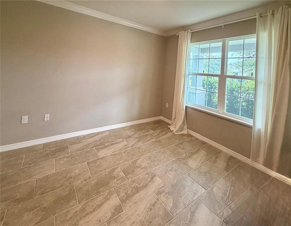 For Rent: $3,500 (5 beds, 3 baths, 3158 Square Feet)
